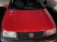 Volkswagen Vento 1993 года за 1 230 000 тг. в Астана