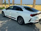 Kia K5 2020 года за 10 500 000 тг. в Петропавловск – фото 2