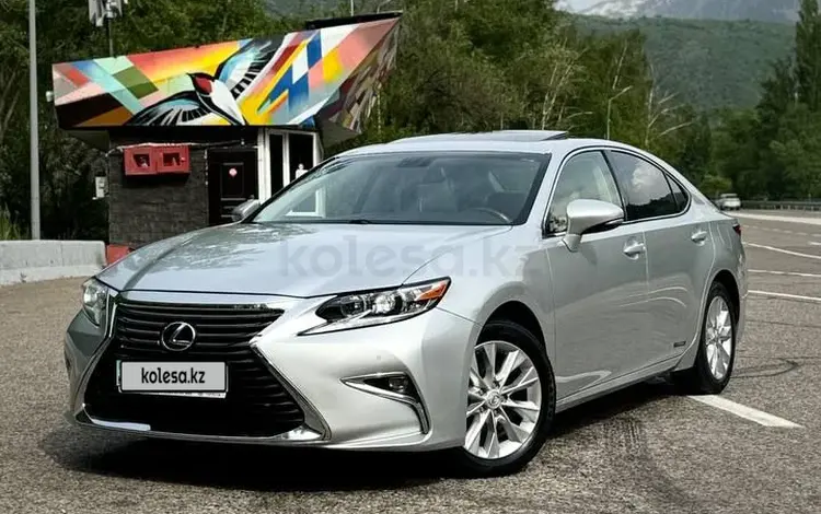 Lexus ES 300h 2013 годаүшін11 500 000 тг. в Алматы