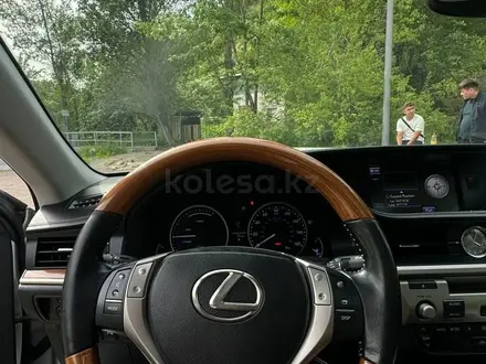 Lexus ES 300h 2013 года за 11 500 000 тг. в Алматы – фото 15