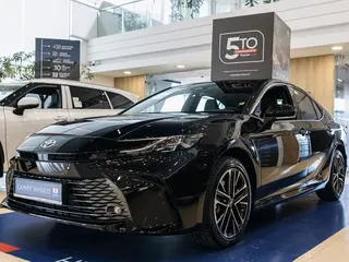 Toyota Camry Luxe