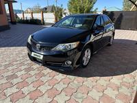 Toyota Camry 2013 года за 4 500 000 тг. в Атырау