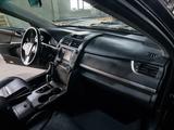 Toyota Camry 2013 годаүшін6 800 000 тг. в Актобе – фото 5