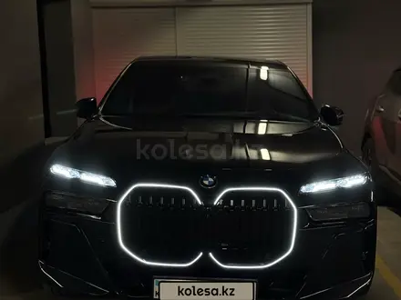 BMW 750 2024 года за 79 000 000 тг. в Алматы – фото 15