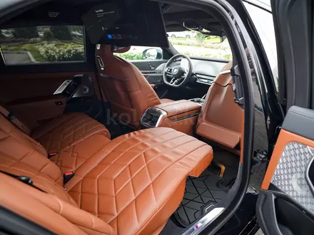 BMW 750 2024 года за 79 000 000 тг. в Алматы – фото 11