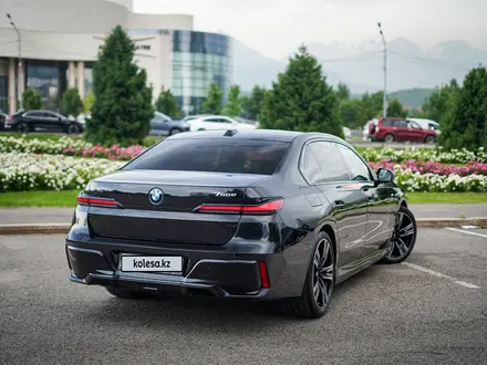 BMW 750 2024 года за 79 000 000 тг. в Алматы – фото 4