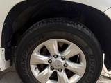 Toyota Land Cruiser Prado 2010 годаүшін13 500 000 тг. в Жанаозен – фото 2