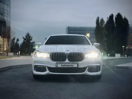 BMW 740 2017 года за 30 000 000 тг. в Алматы – фото 11