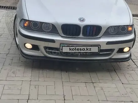 BMW 530 2001 года за 5 700 000 тг. в Шымкент