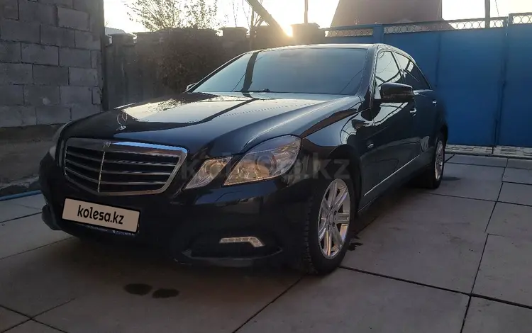 Mercedes-Benz E 200 2009 годаfor6 700 000 тг. в Алматы