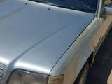 Mercedes-Benz E 250 1994 года за 800 000 тг. в Жезказган