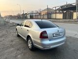 Skoda Octavia 2012 года за 3 600 000 тг. в Шымкент – фото 3