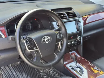 Toyota Camry 2011 года за 8 550 000 тг. в Актобе – фото 12