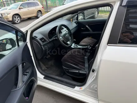Toyota Avensis 2014 года за 7 600 000 тг. в Алматы – фото 4