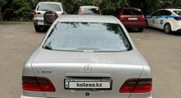 Mercedes-Benz E 320 2001 годаүшін5 100 000 тг. в Алматы – фото 4