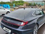 Hyundai Sonata 2021 года за 13 600 000 тг. в Астана – фото 4