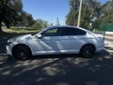 Volkswagen Passat 2017 года за 12 000 000 тг. в Алматы – фото 3