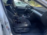 Volkswagen Passat 2017 года за 12 000 000 тг. в Алматы – фото 5