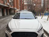 Hyundai Sonata 2019 года за 7 550 000 тг. в Уральск – фото 3