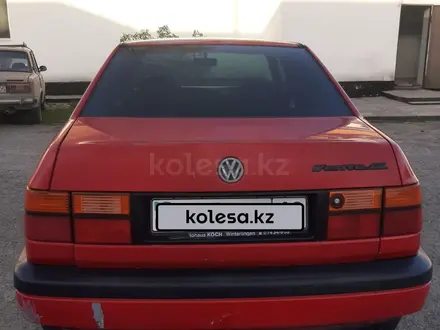 Volkswagen Vento 1993 года за 1 300 000 тг. в Талдыкорган – фото 3