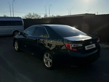 Toyota Camry 2012 года за 7 800 000 тг. в Атырау – фото 6