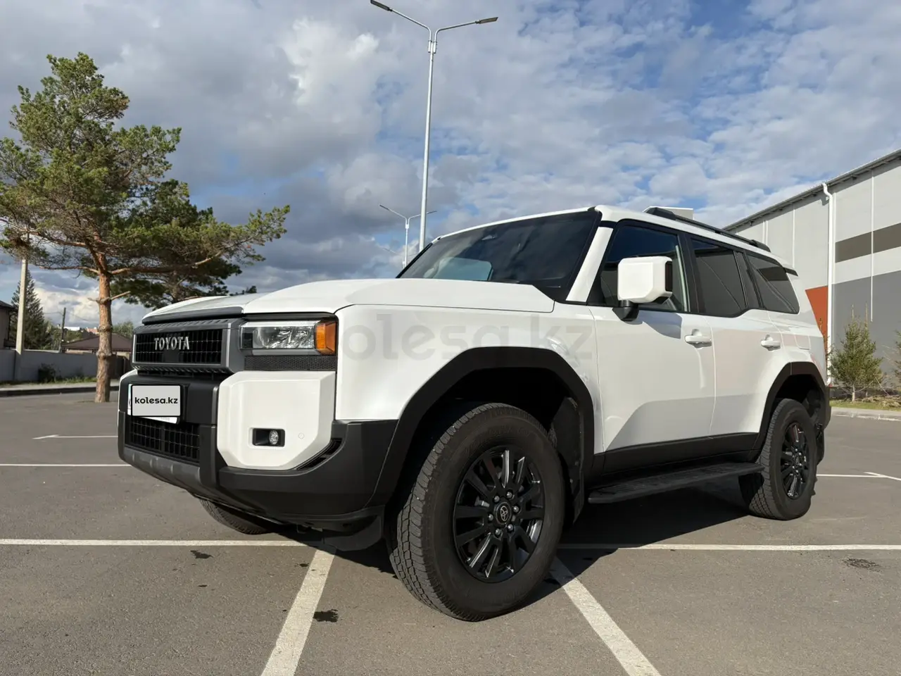 Toyota Land Cruiser Prado, 2024