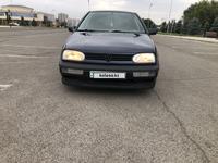 Volkswagen Golf 1994 годаүшін2 000 000 тг. в Талдыкорган