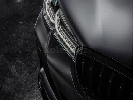 BMW 530 2022 года за 25 700 000 тг. в Алматы – фото 2