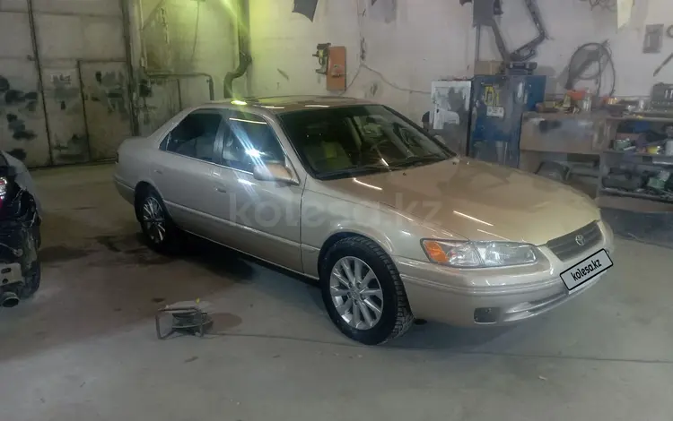 Toyota Camry 1997 годаfor3 300 000 тг. в Астана