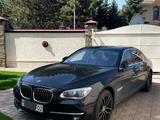 BMW 750 2014 года за 14 000 000 тг. в Алматы