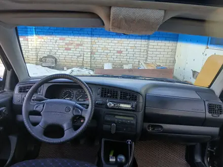 Volkswagen Golf 1991 года за 600 000 тг. в Уральск – фото 2