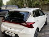 Hyundai i20 2023 годаүшін7 800 000 тг. в Алматы – фото 4
