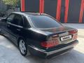 Mercedes-Benz E 320 1999 года за 3 500 000 тг. в Алматы