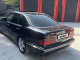 Mercedes-Benz E 320 1999 года за 3 500 000 тг. в Алматы