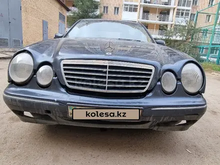 Mercedes-Benz E 240 1998 года за 2 000 000 тг. в Астана – фото 3