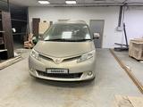 Toyota Estima 2010 года за 3 500 000 тг. в Семей