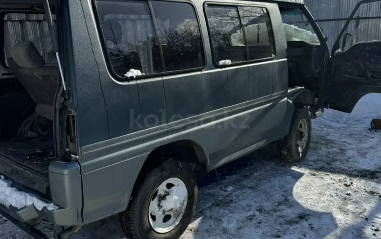 Делика квадрат за 10 000 тг. в Алматы