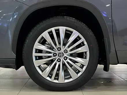 Toyota Highlander Luxe 2023 года за 38 280 000 тг. в Тараз – фото 16