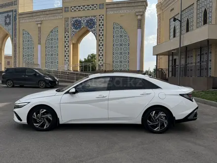 Hyundai Elantra 2023 года за 8 500 000 тг. в Тараз – фото 3