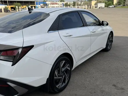 Hyundai Elantra 2023 года за 8 500 000 тг. в Тараз – фото 6