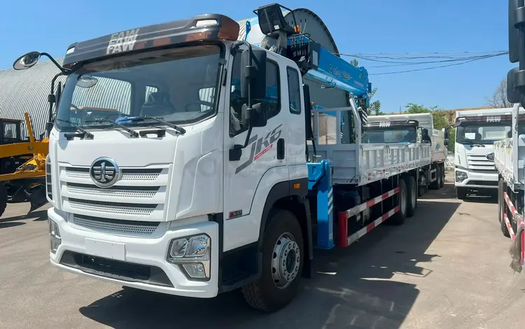 FAW  Манипулятор КМУ грузоподъемность 10т, 12т, 14т 2026 годаүшін43 300 000 тг. в Атырау