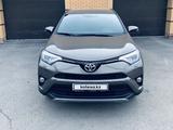 Toyota RAV4 2018 года за 13 300 000 тг. в Караганда – фото 3