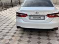 Toyota Camry 2023 года за 14 500 000 тг. в Шымкент – фото 2