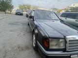 Mercedes-Benz E 260 1991 годаүшін1 550 000 тг. в Актау – фото 2