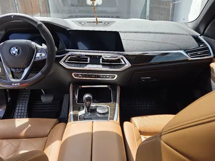 BMW X5 2022 года за 41 000 000 тг. в Астана – фото 15