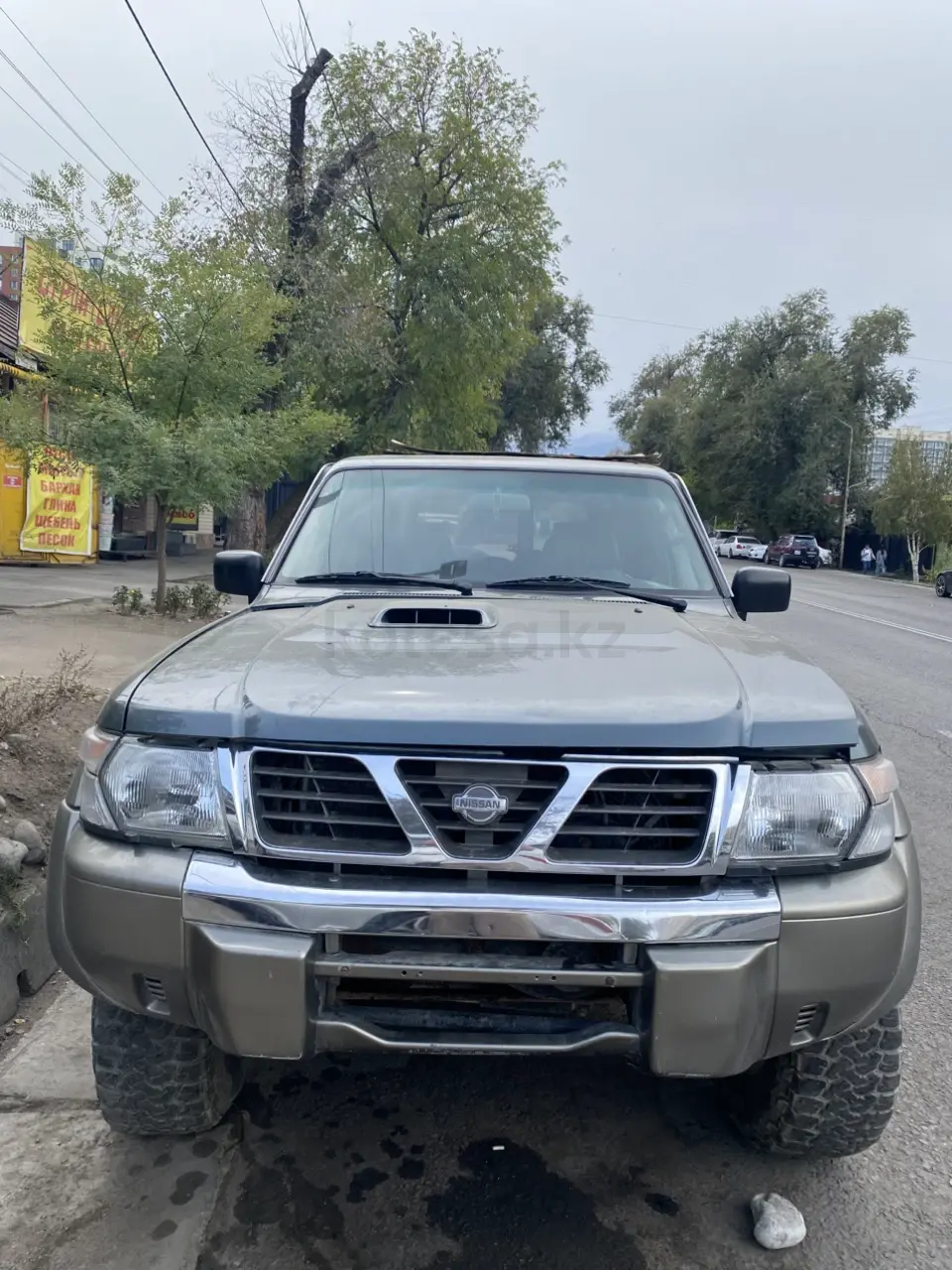 Nissan Patrol, 2001