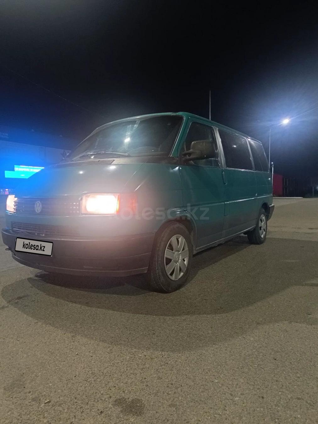 Volkswagen Multivan 1995 г.