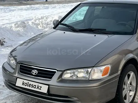 Toyota Camry 2000 года за 3 850 000 тг. в Алматы – фото 37