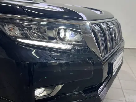 Toyota Land Cruiser Prado Luxe 2023 года за 43 780 000 тг. в Актобе – фото 5