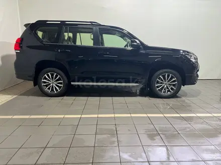 Toyota Land Cruiser Prado Luxe 2023 годаүшін43 780 000 тг. в Актобе – фото 10